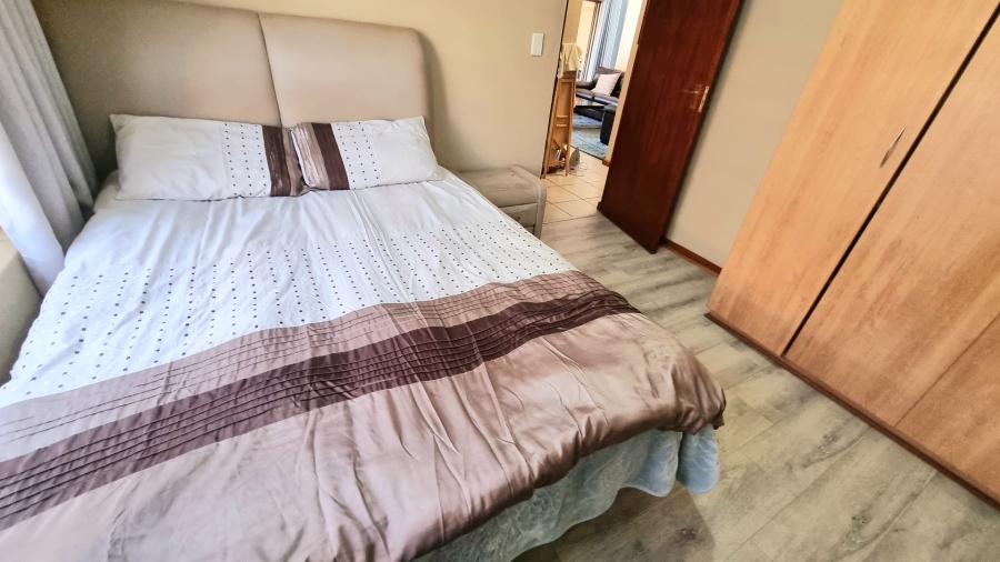 To Let 4 Bedroom Property for Rent in Noordwyk Gauteng