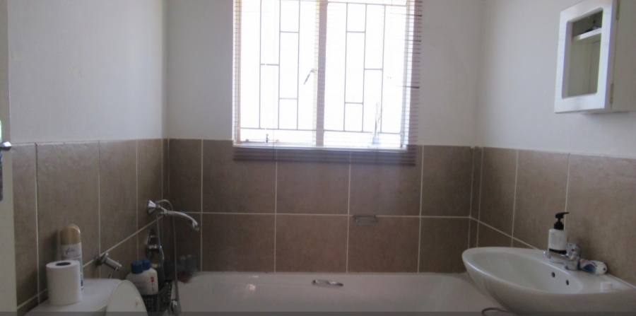 2 Bedroom Property for Sale in Zandspruit Gauteng