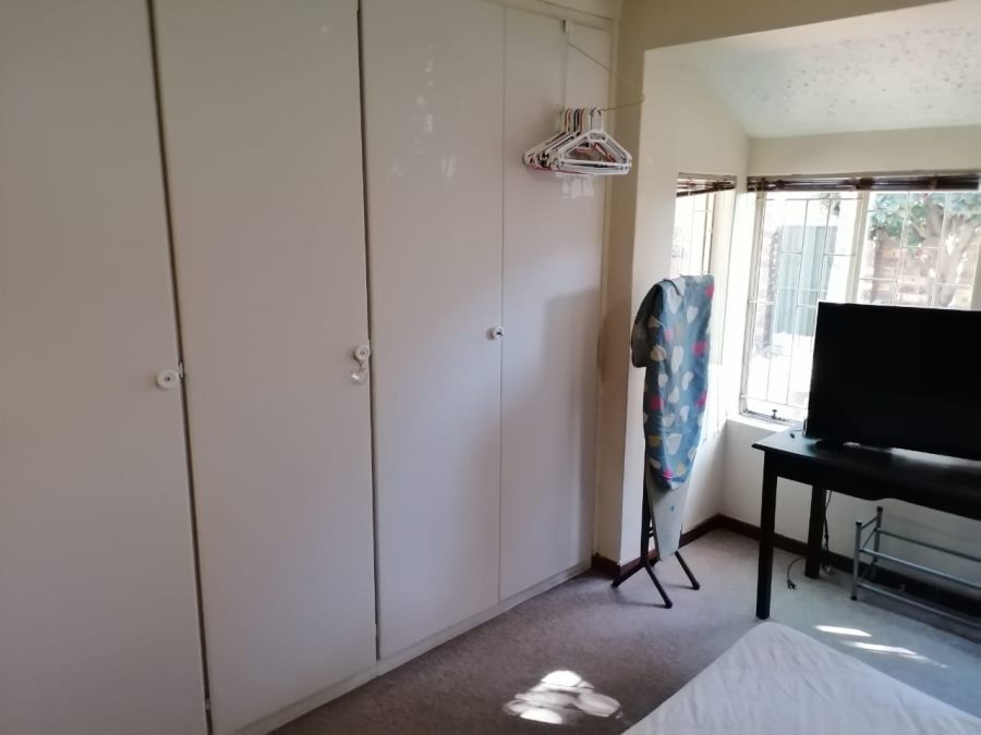 3 Bedroom Property for Sale in Garsfontein Gauteng