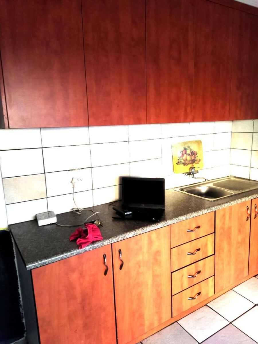 1 Bedroom Property for Sale in Vosloorus Gauteng