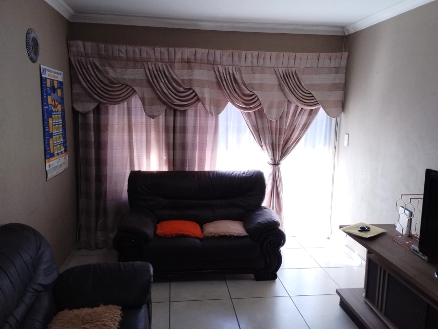 3 Bedroom Property for Sale in Albermarle Gauteng