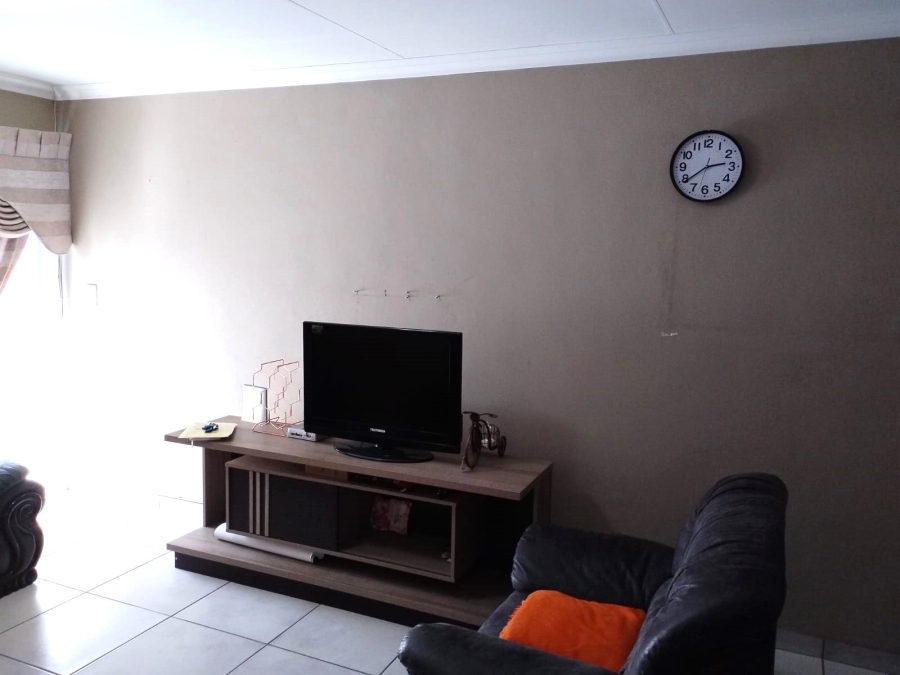 3 Bedroom Property for Sale in Albermarle Gauteng