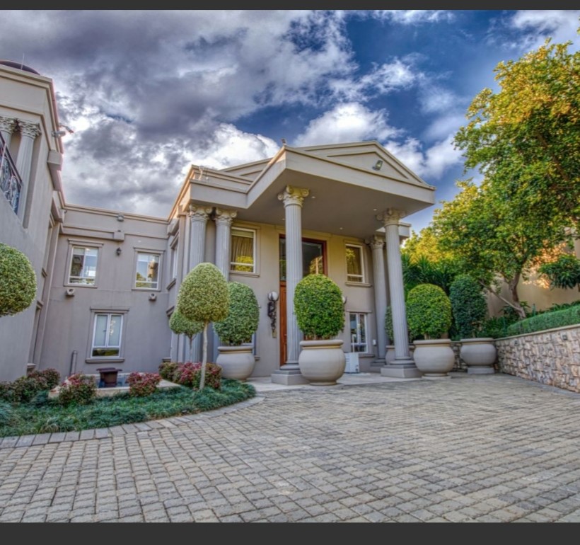 7 Bedroom Property for Sale in Hyde Park Gauteng