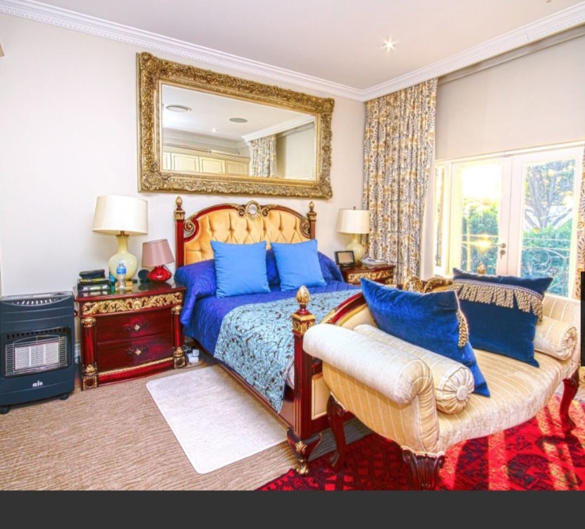 7 Bedroom Property for Sale in Hyde Park Gauteng