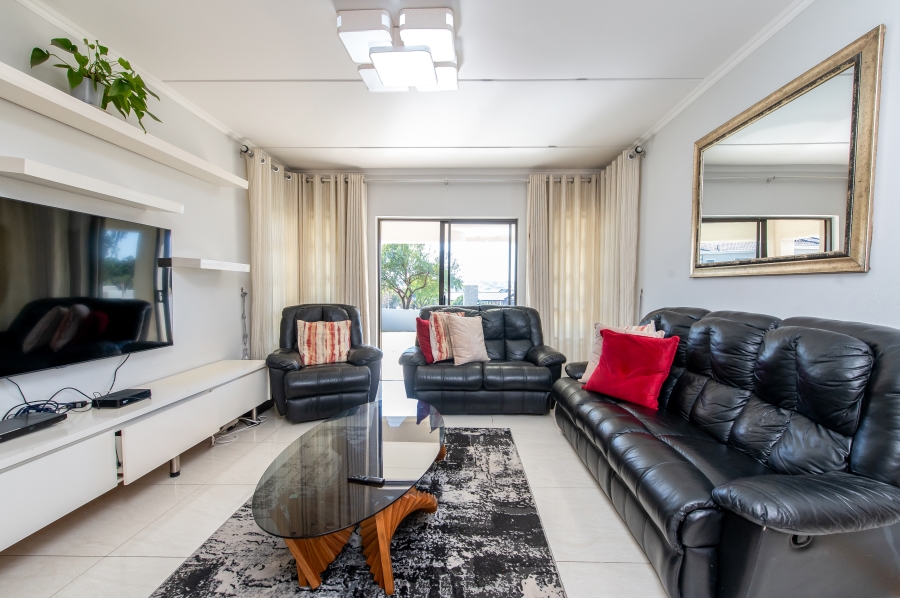 2 Bedroom Property for Sale in Carlswald Gauteng