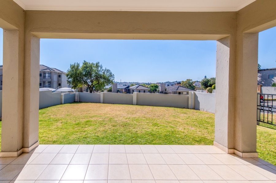 2 Bedroom Property for Sale in Carlswald Gauteng