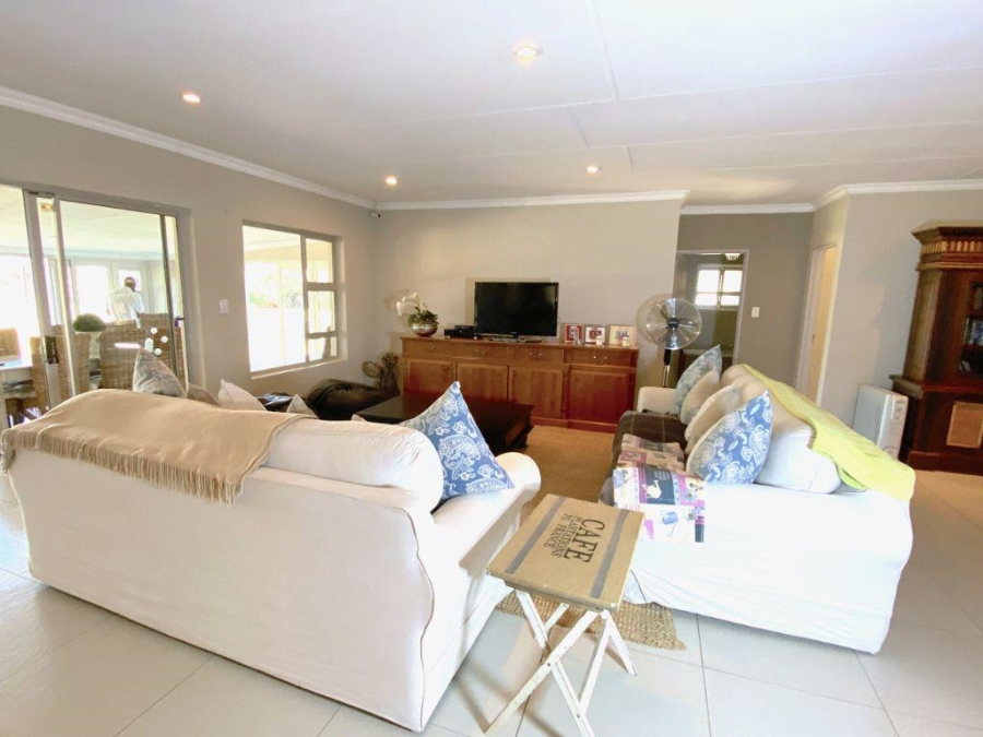 4 Bedroom Property for Sale in Kaalplaats Gauteng