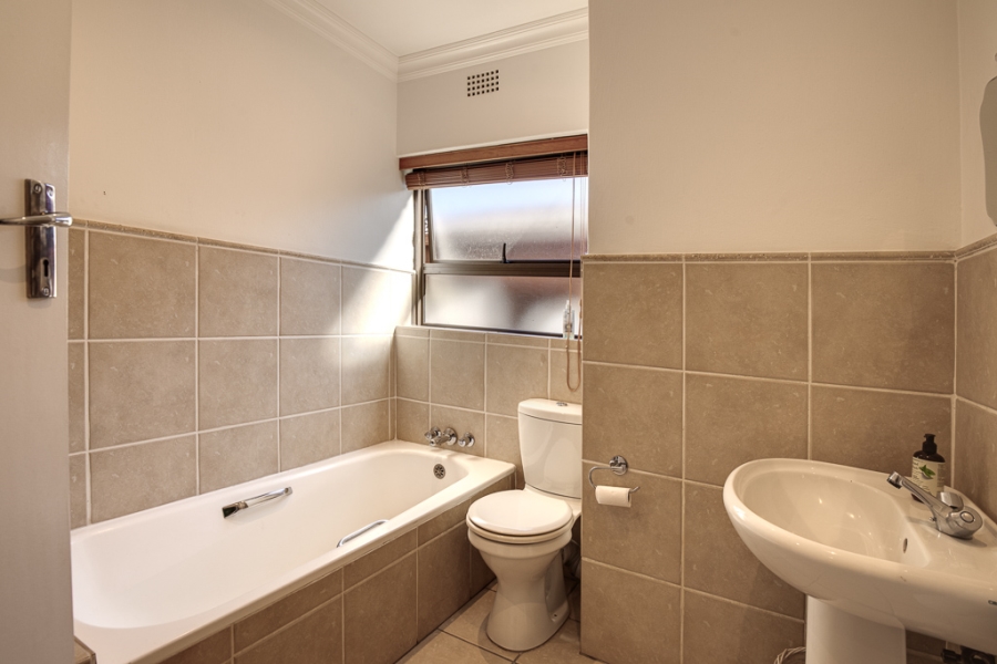 2 Bedroom Property for Sale in River Club Gauteng