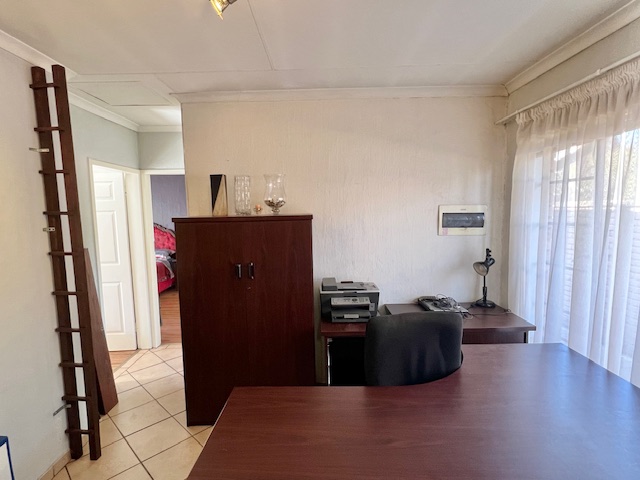 2 Bedroom Property for Sale in Willow Park Manor Gauteng