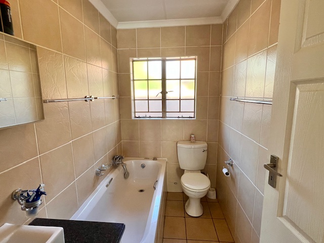 2 Bedroom Property for Sale in Willow Park Manor Gauteng