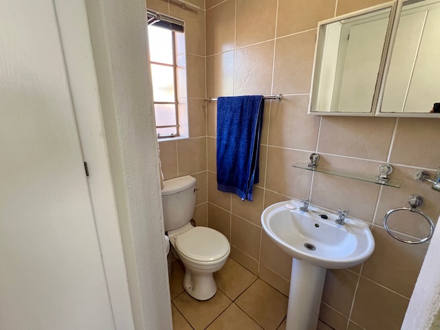 2 Bedroom Property for Sale in Willow Park Manor Gauteng