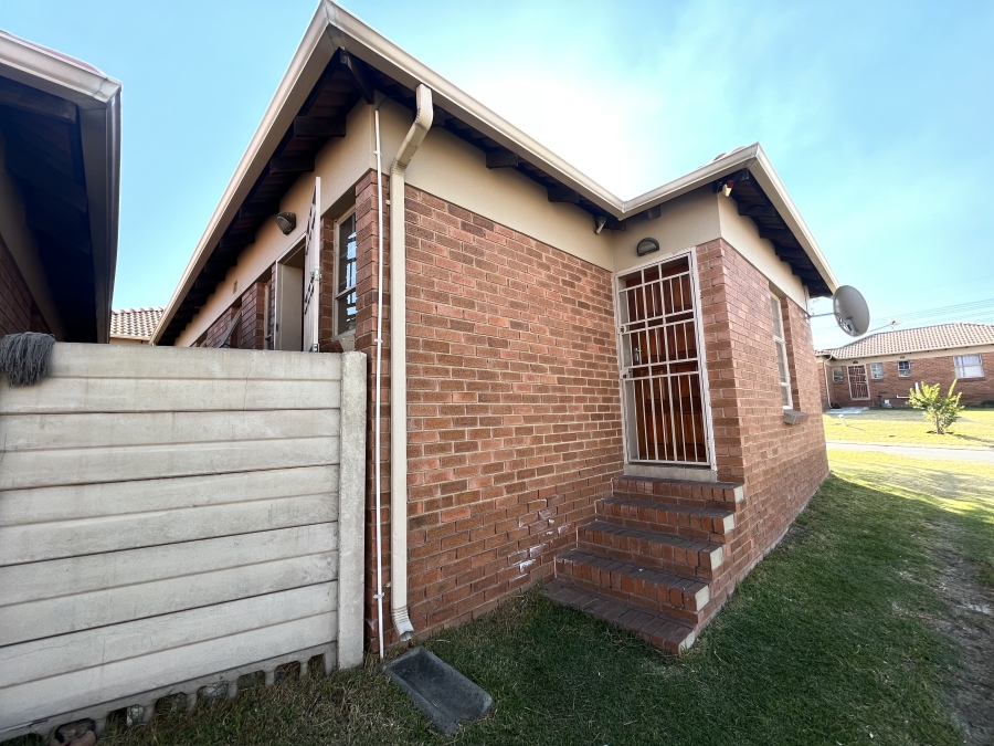 3 Bedroom Property for Sale in Thatch Hill Estate Gauteng