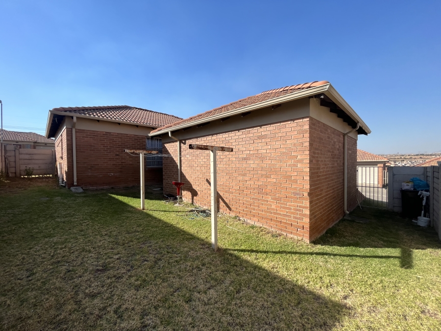 3 Bedroom Property for Sale in Thatch Hill Estate Gauteng