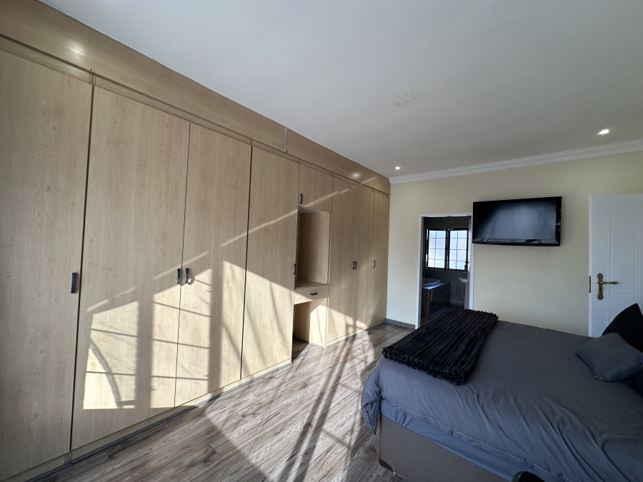 4 Bedroom Property for Sale in Thatchfield Glen Gauteng