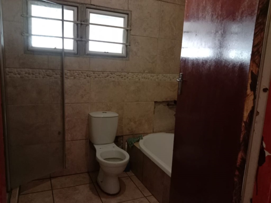 4 Bedroom Property for Sale in Delville Gauteng