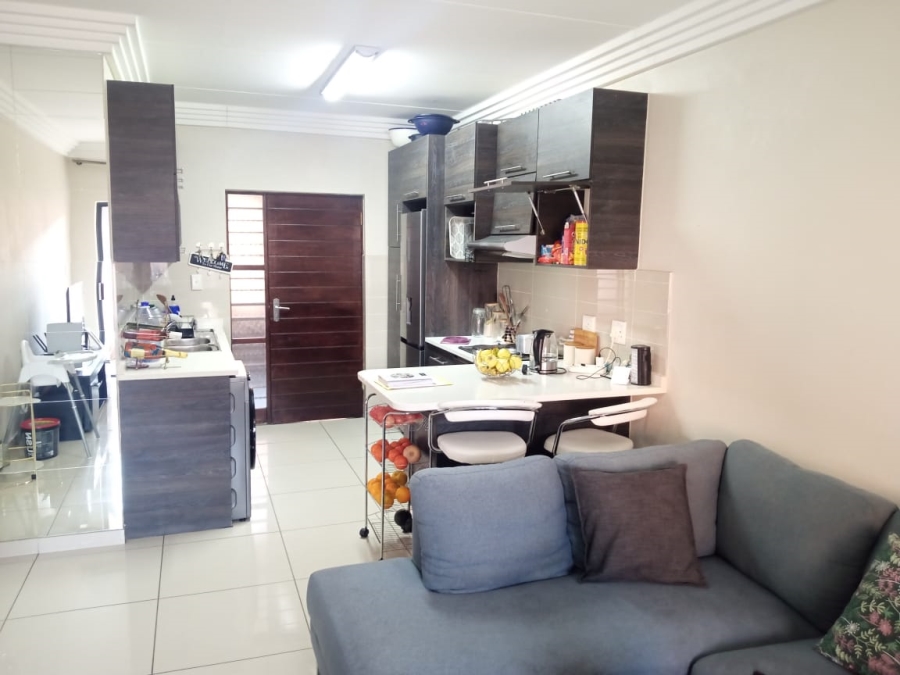 2 Bedroom Property for Sale in Eveleigh Gauteng