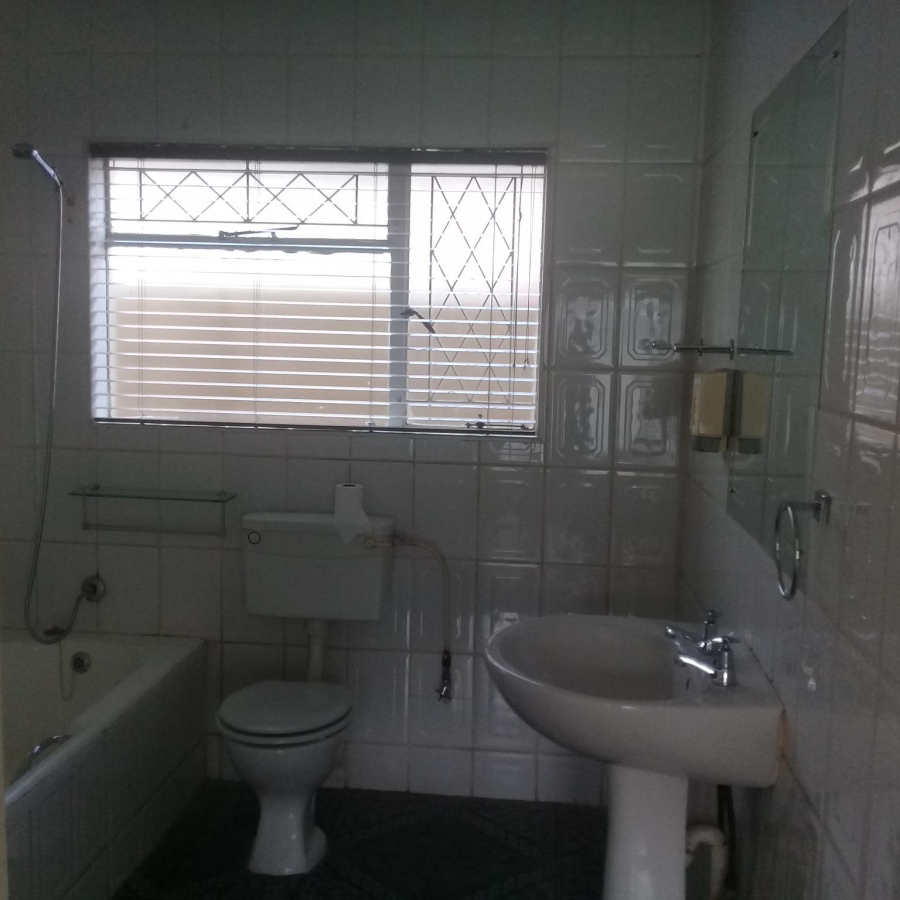 To Let 2 Bedroom Property for Rent in Dalview Gauteng