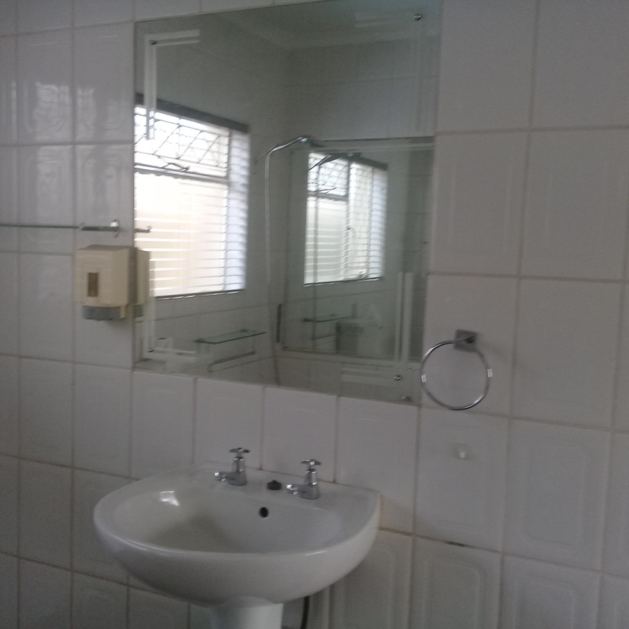 To Let 2 Bedroom Property for Rent in Dalview Gauteng