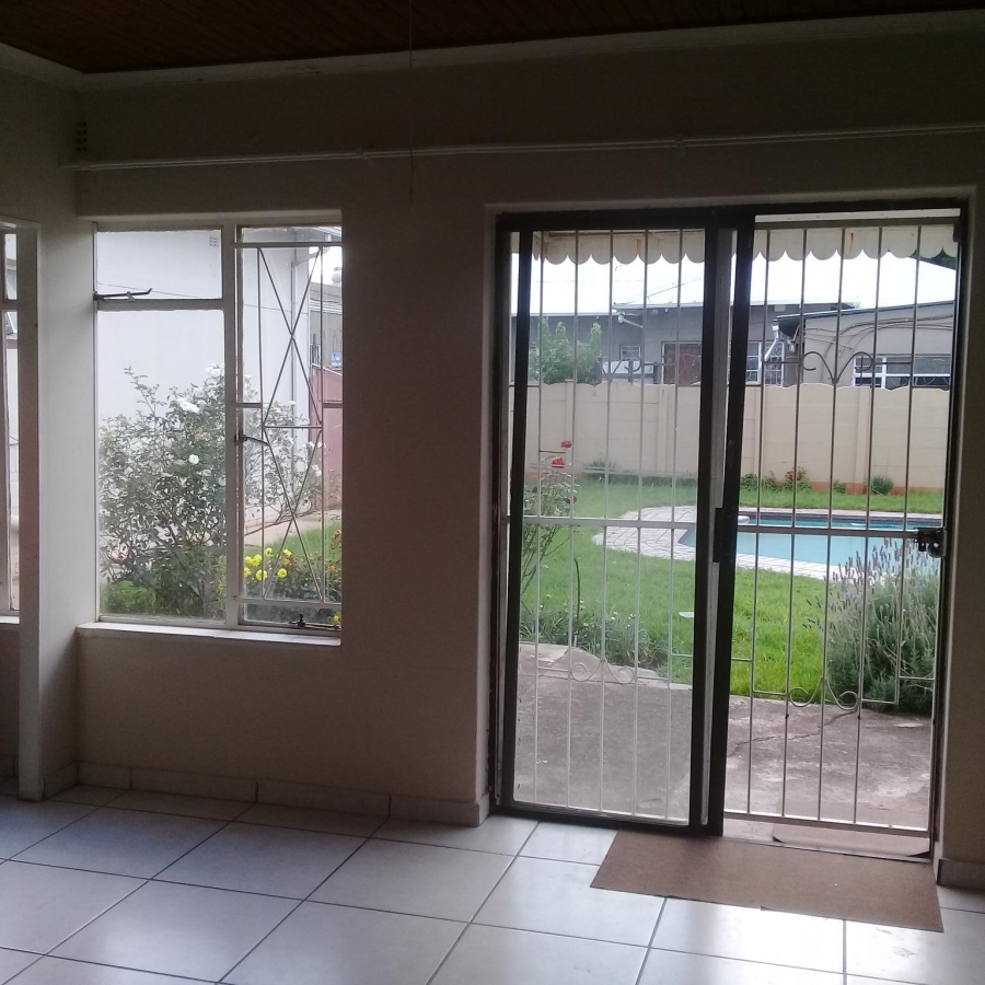 To Let 2 Bedroom Property for Rent in Dalview Gauteng