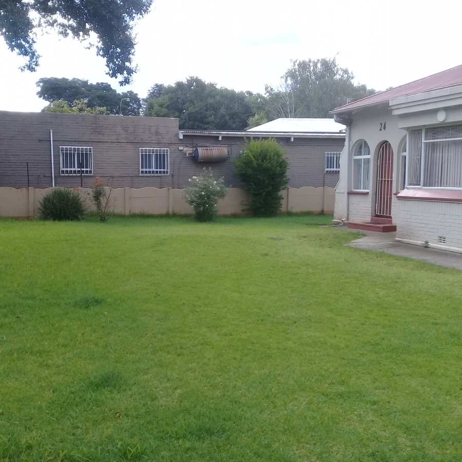 To Let 2 Bedroom Property for Rent in Dalview Gauteng