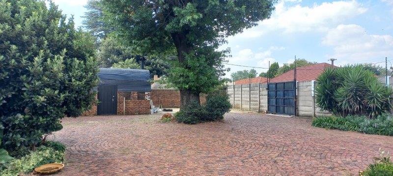 3 Bedroom Property for Sale in Selection Park Gauteng