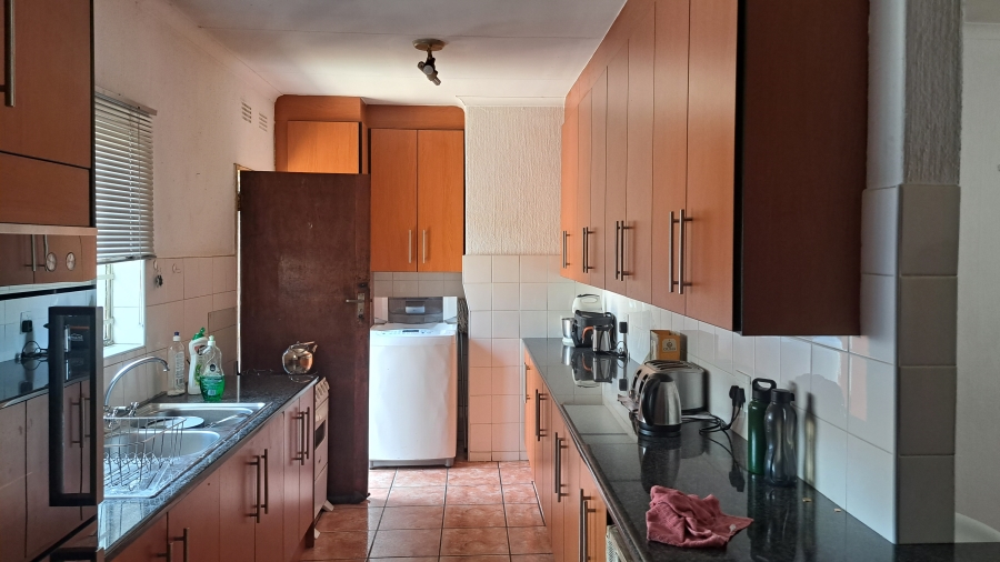 4 Bedroom Property for Sale in Dalpark Gauteng