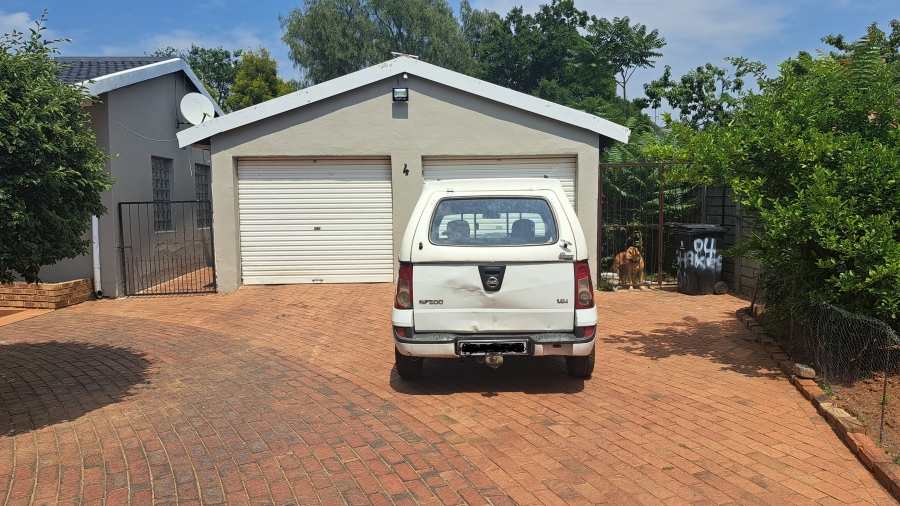 4 Bedroom Property for Sale in Dalpark Gauteng