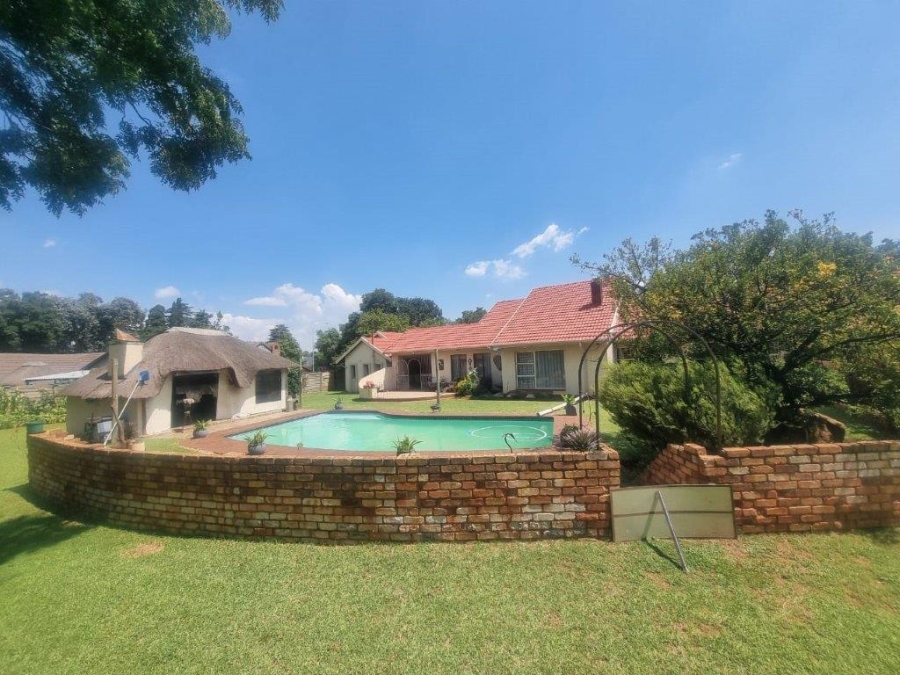 4 Bedroom Property for Sale in Dalpark Gauteng