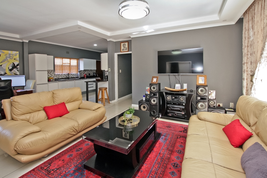 4 Bedroom Property for Sale in Bramley Gardens Gauteng