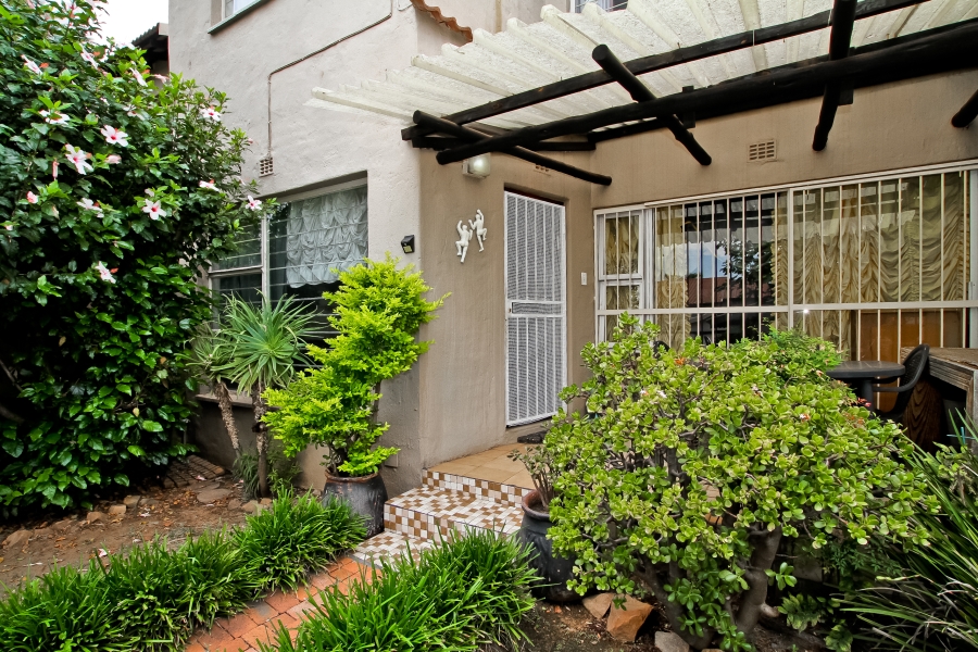 3 Bedroom Property for Sale in Corlett Gardens Gauteng