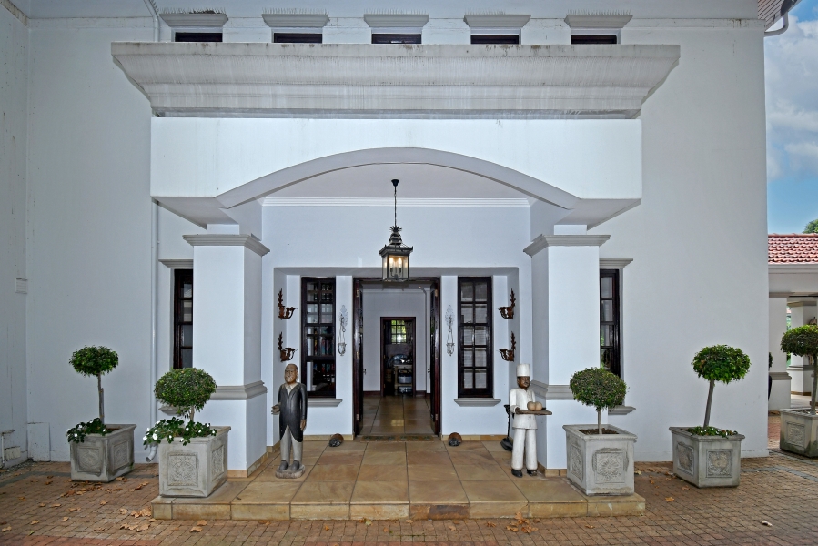 5 Bedroom Property for Sale in Houghton Estate Gauteng