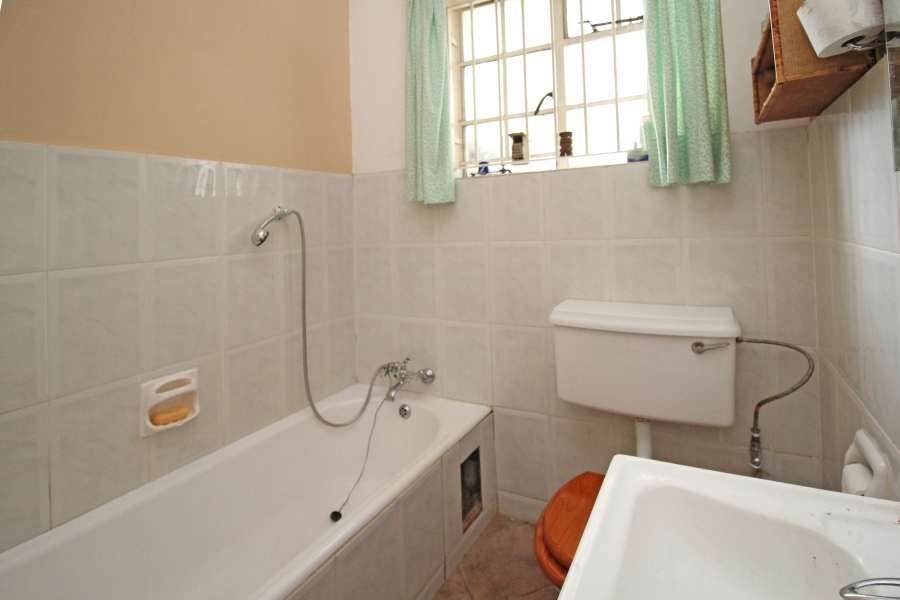 2 Bedroom Property for Sale in Orange Grove Gauteng