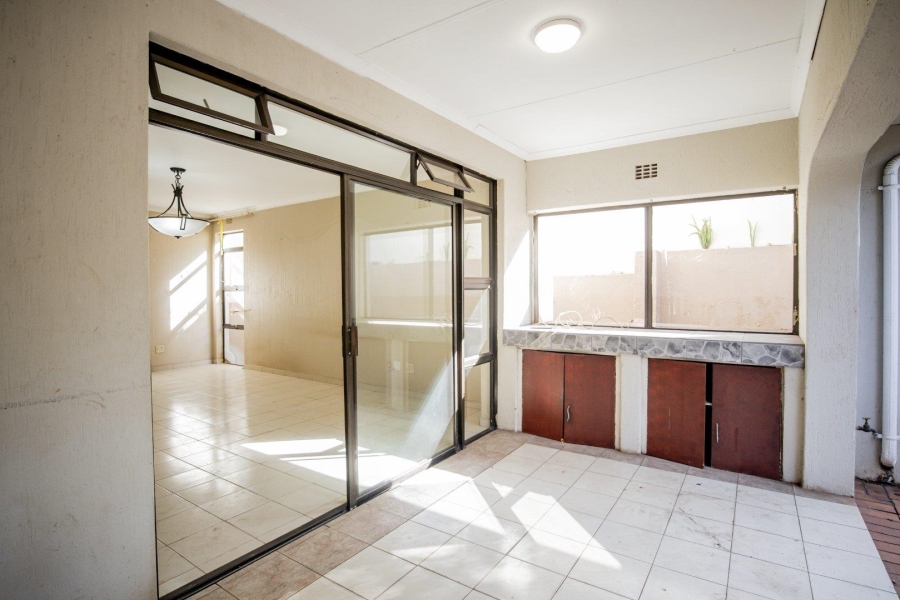 3 Bedroom Property for Sale in Bruma Gauteng