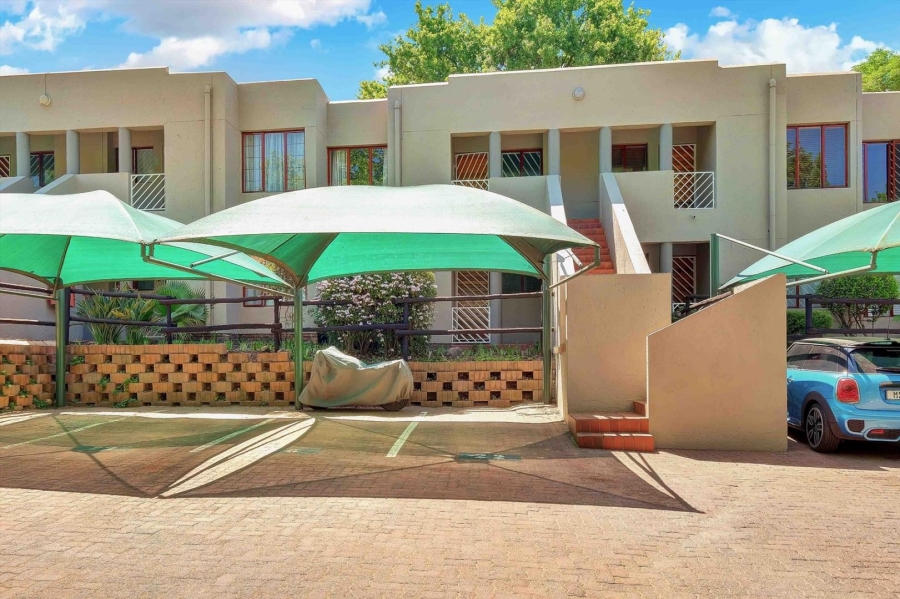 1 Bedroom Property for Sale in Eltonhill Gauteng