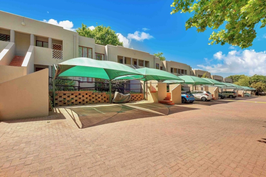 1 Bedroom Property for Sale in Eltonhill Gauteng