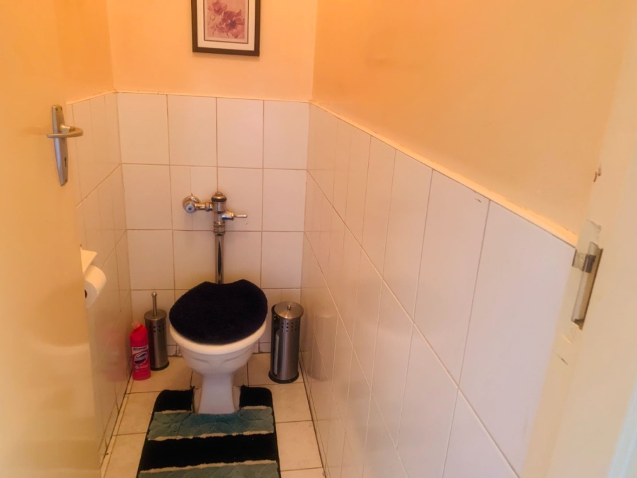 2 Bedroom Property for Sale in Bedford Gardens Gauteng