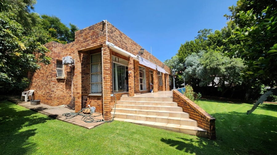 3 Bedroom Property for Sale in Zwartkop Gauteng