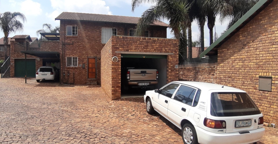 2 Bedroom Property for Sale in Highveld Gauteng