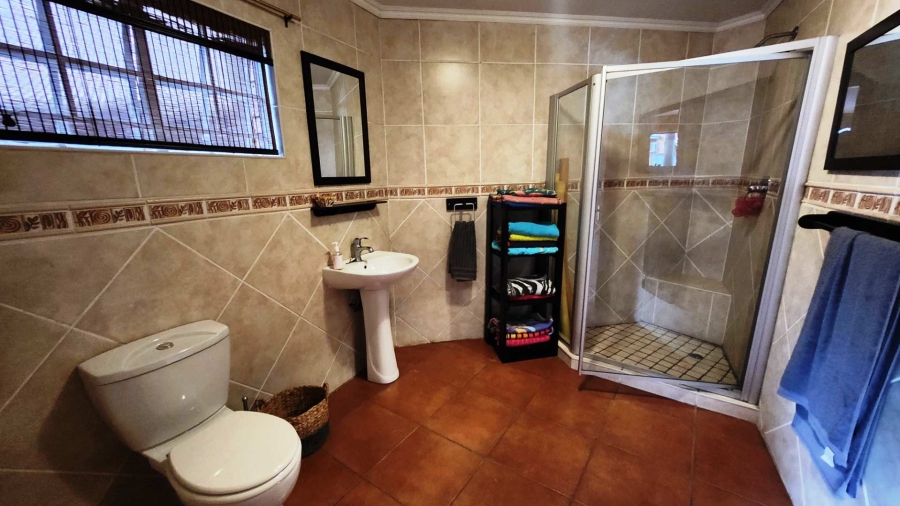 4 Bedroom Property for Sale in Eldoraigne Gauteng