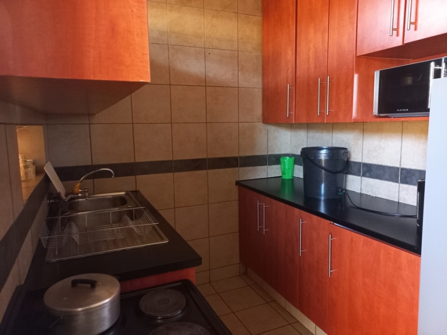 2 Bedroom Property for Sale in Birchleigh Gauteng