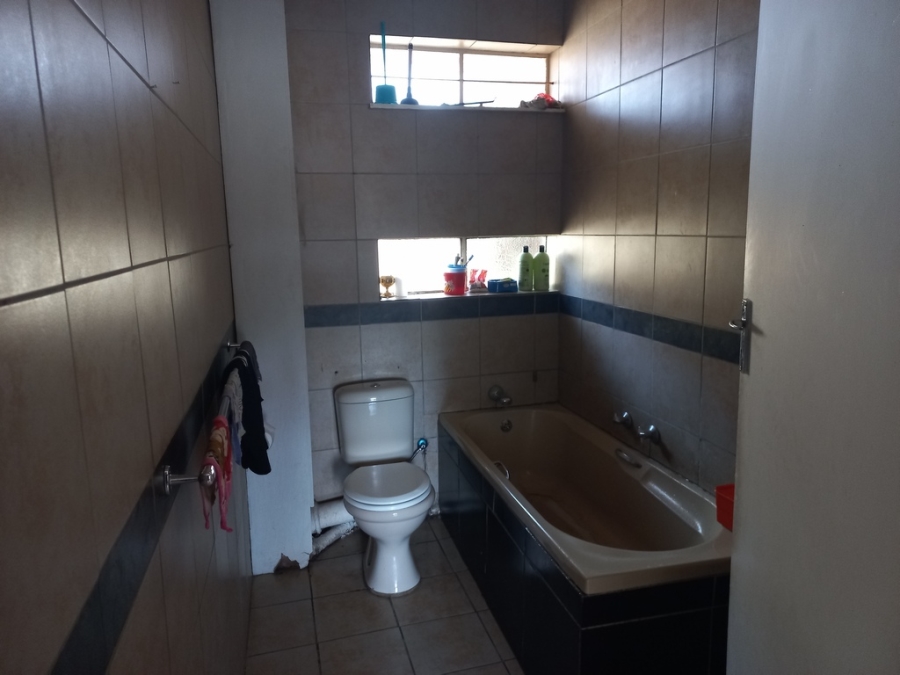 2 Bedroom Property for Sale in Birchleigh Gauteng