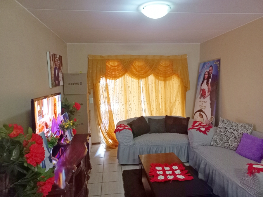 2 Bedroom Property for Sale in Terenure Gauteng