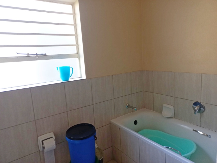 2 Bedroom Property for Sale in Terenure Gauteng