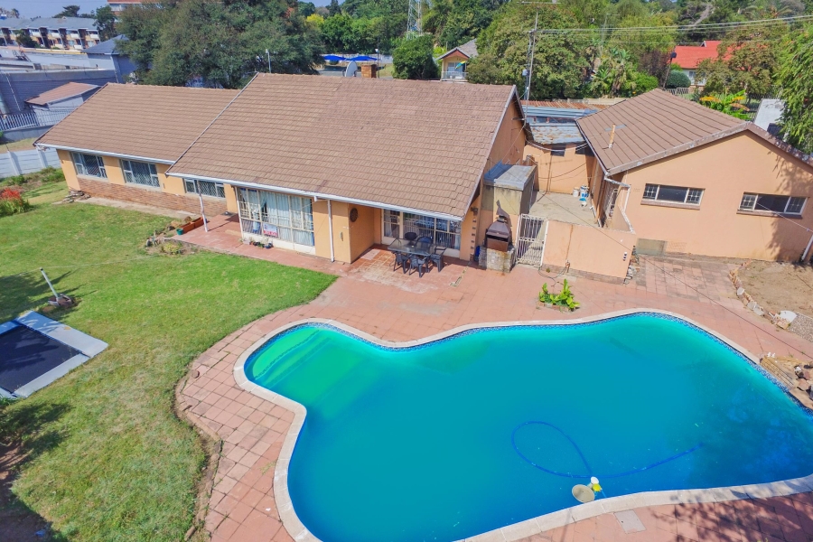 4 Bedroom Property for Sale in Bramley Gardens Gauteng