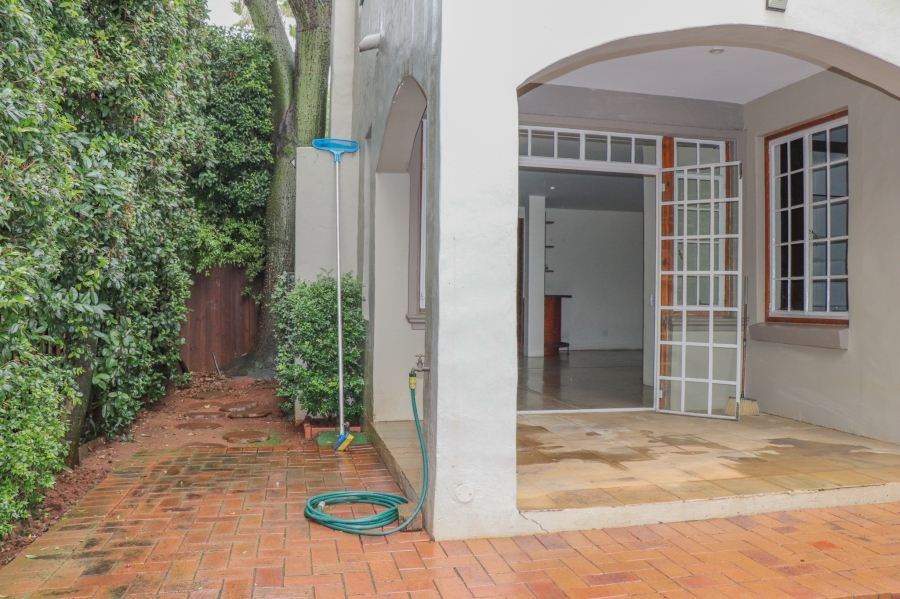 To Let 2 Bedroom Property for Rent in Oaklands Gauteng