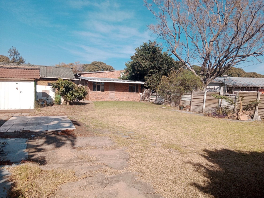 6 Bedroom Property for Sale in Claremont Gauteng