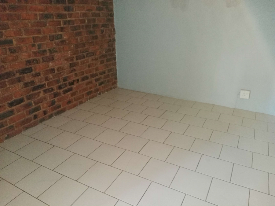 6 Bedroom Property for Sale in Claremont Gauteng