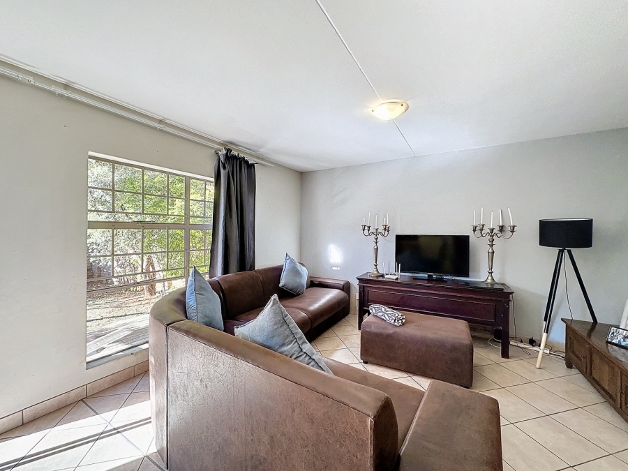 4 Bedroom Property for Sale in Hazeldean Gauteng