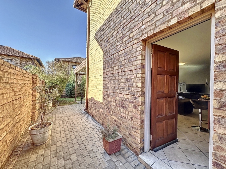 4 Bedroom Property for Sale in Hazeldean Gauteng