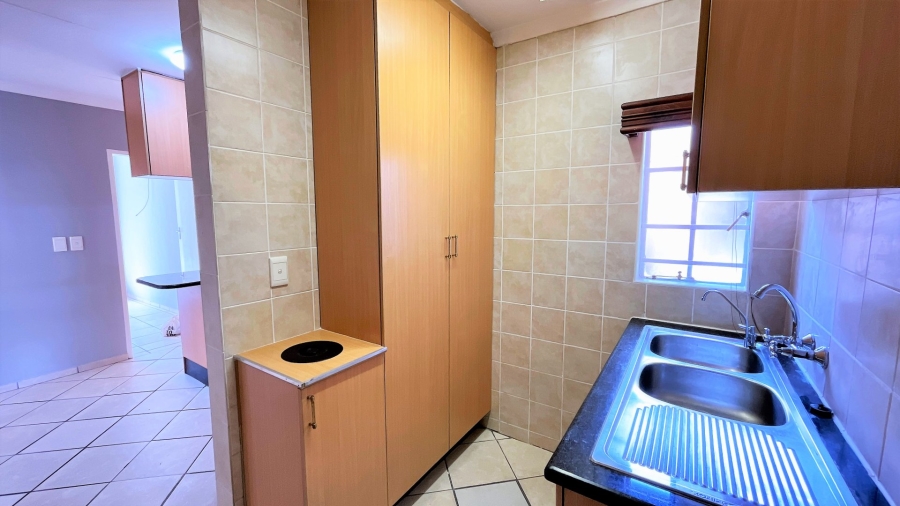 3 Bedroom Property for Sale in Thatchfield Estate Gauteng